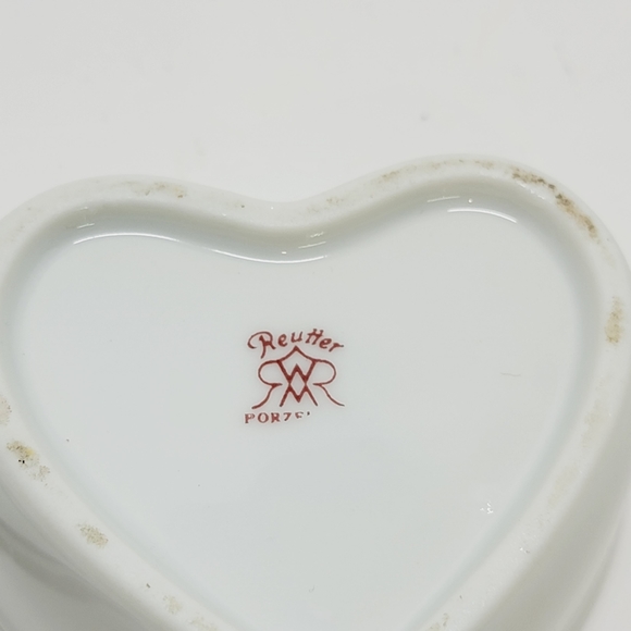 Vintage Porcelain Reutter Bavaria Jewelry Trinket Dish with Cover Heart Shaped. - Picture 4 of 7